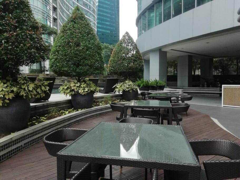 Spacious Bgc 2 Bedroom With A View Manila Exteriör bild