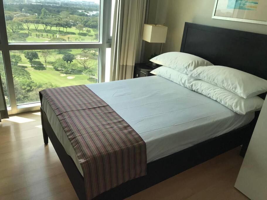 Spacious Bgc 2 Bedroom With A View Manila Exteriör bild
