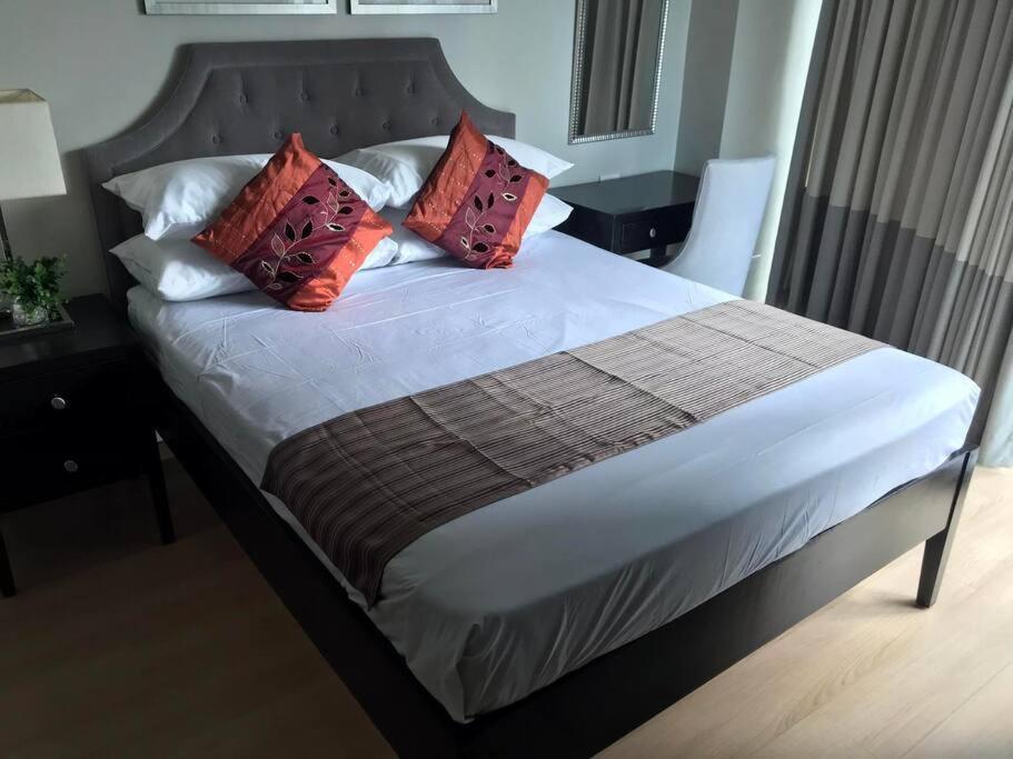 Spacious Bgc 2 Bedroom With A View Manila Exteriör bild