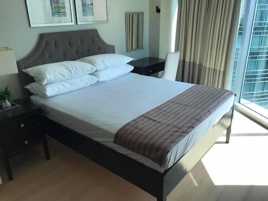 Spacious Bgc 2 Bedroom With A View Manila Exteriör bild