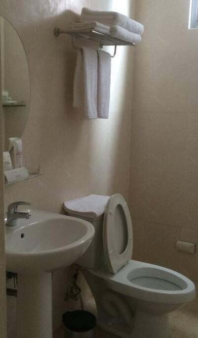 Spacious Bgc 2 Bedroom With A View Manila Exteriör bild